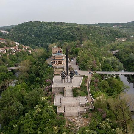 Bobevata Guest House - Floor 2 - Stunning View Old Town Veliko Tarnovo Exterior photo