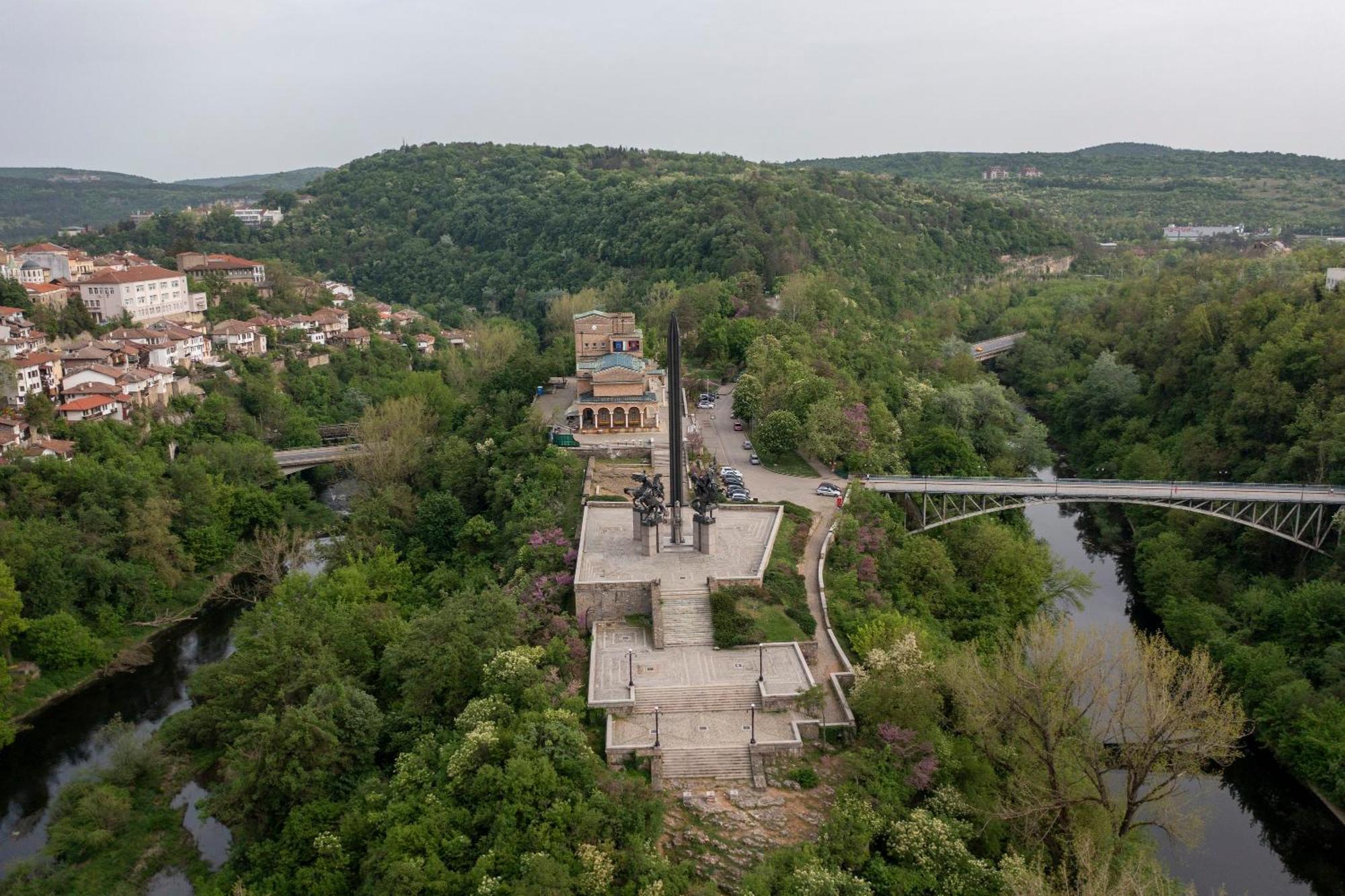 Bobevata Guest House - Floor 2 - Stunning View Old Town Veliko Tarnovo Exterior photo